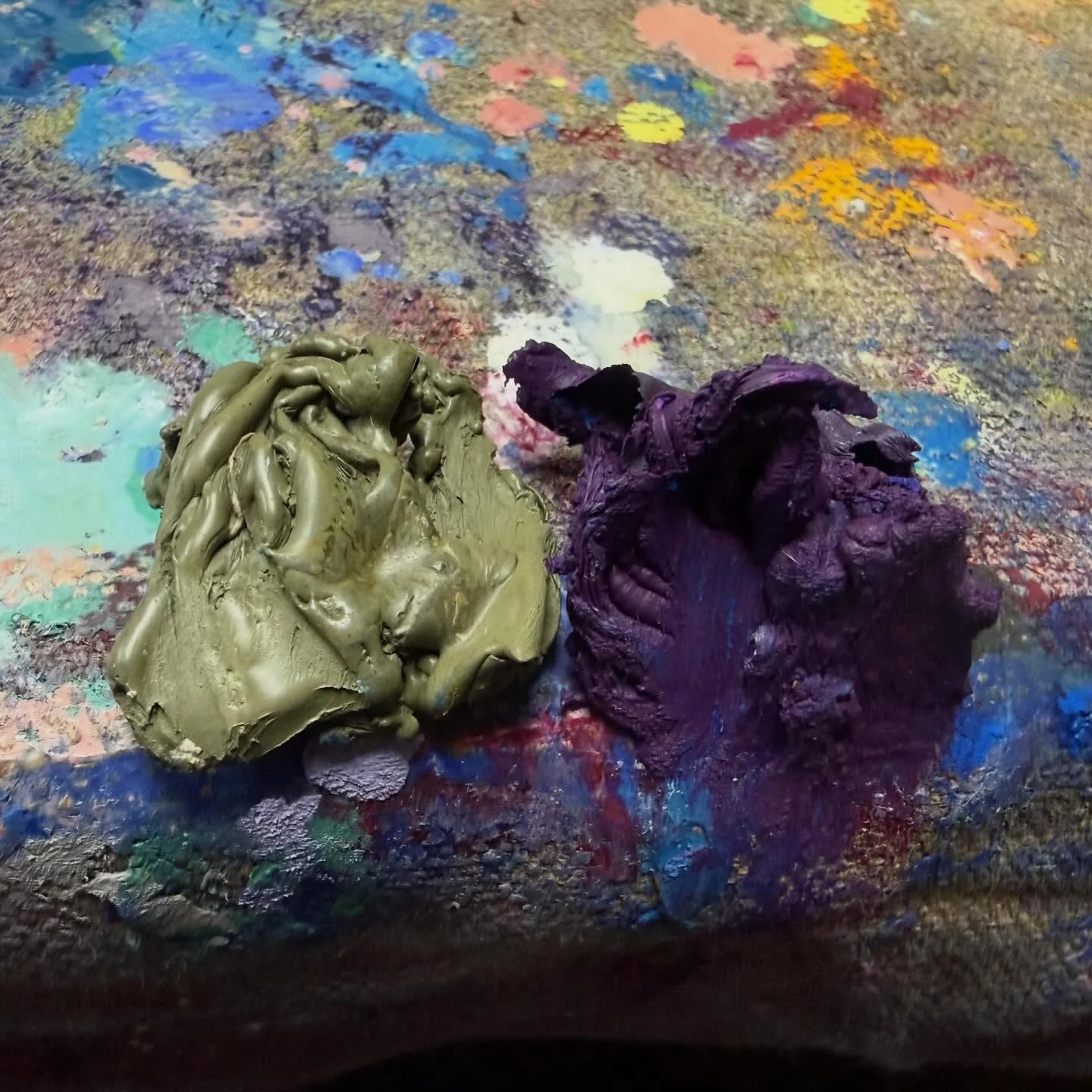 Óleo detalle multicolor